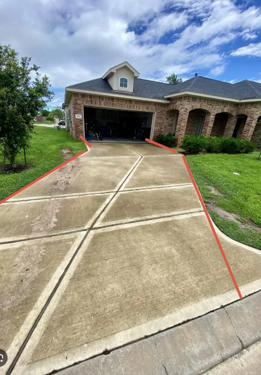 Driveway photo attached to the job note